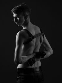 sensual man fotoshooting leather -15